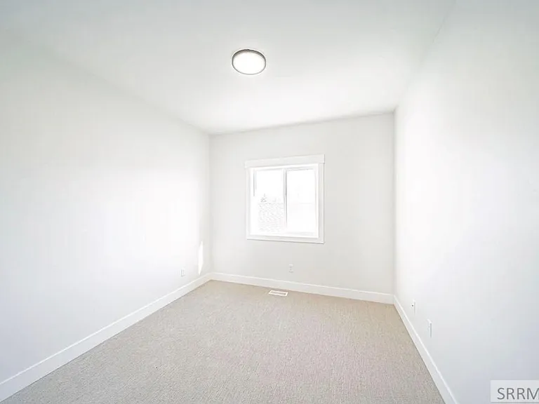 1426 Fremont Ave — Photo 17