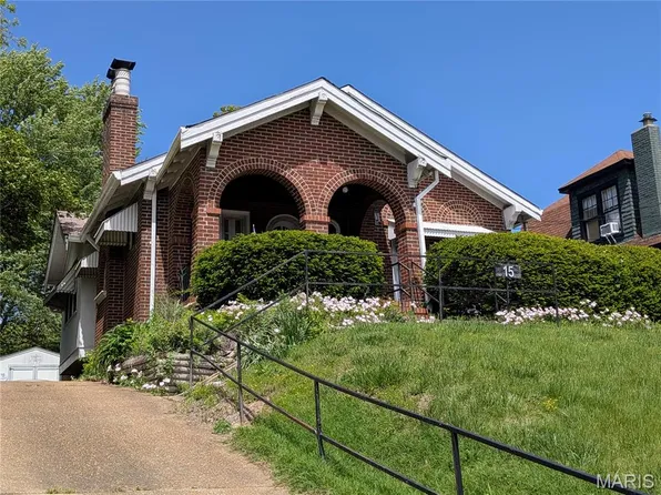 15 Hereford Ave, Saint Louis, MO 63135