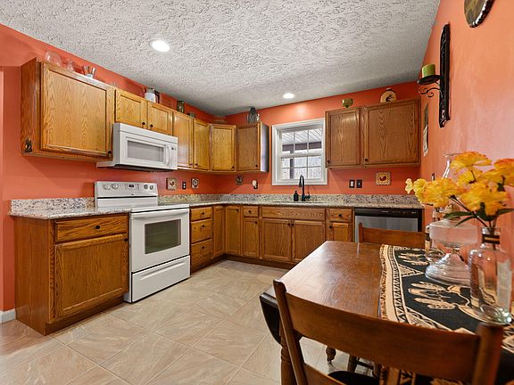 15th image of this home