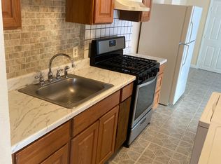 128 Branch St #1, Lowell, MA 01851