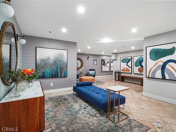 4th image of 4623 Willis Ave #305