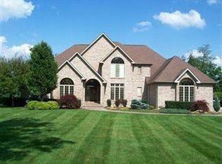5461 Muirfield Dr, Canfield, OH
