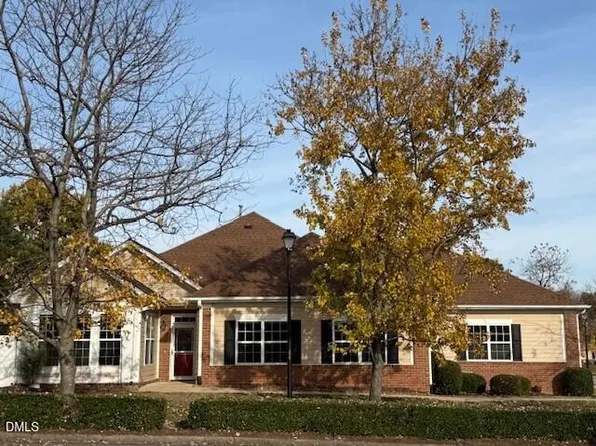 4713 Ivy Crest Ct, Raleigh, NC 27604