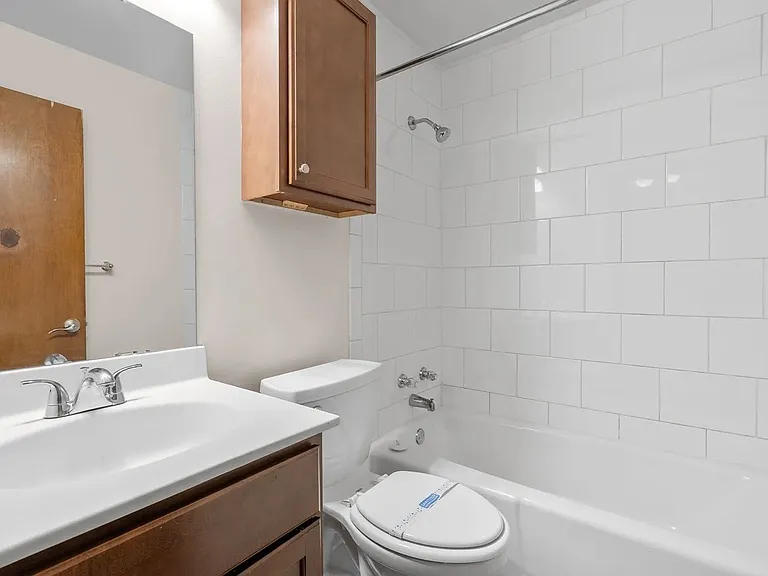 Elevate your lifestyle at Central Lakes of Uptown with modern amenities and stylish interiors. Enjoy convenient access to local attractions and serene surroundings. Schedule a tour today and see your future home!