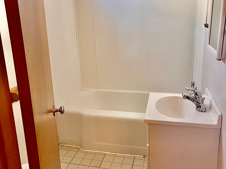 306 E Philadelphia St #2 — Photo 4