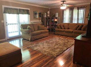 45 Brown Ln, West Liberty, KY 41472