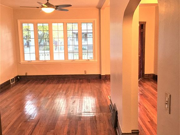 2nd image of 4423 N Moody Ave