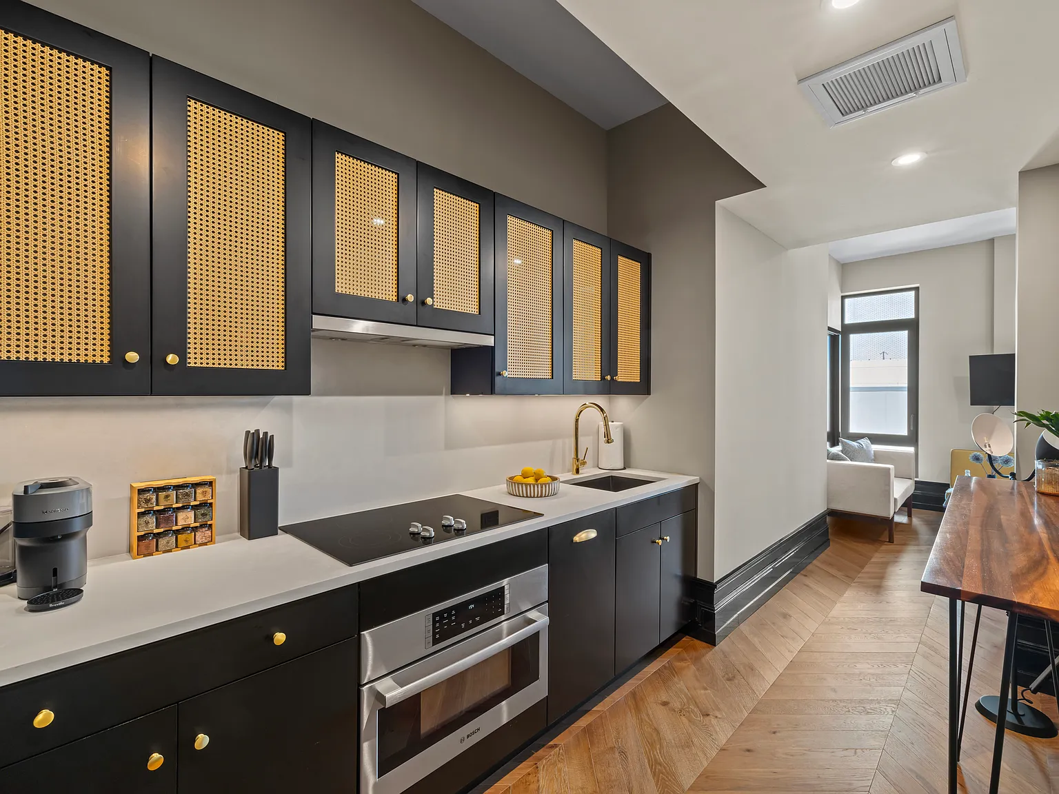 185 Chrystie Street — Photo 4