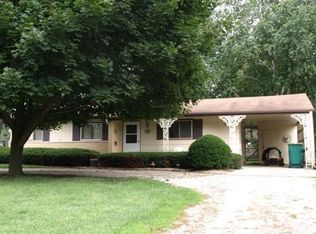 1065 N West St, Galesburg, IL 61401