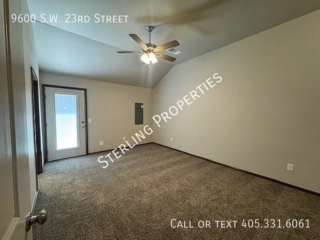 9600 SW 23rd St — Photo 17