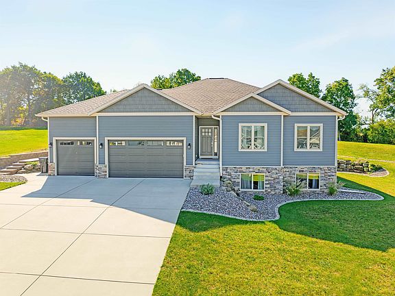 2nd image of 420 Ridgeway Dr