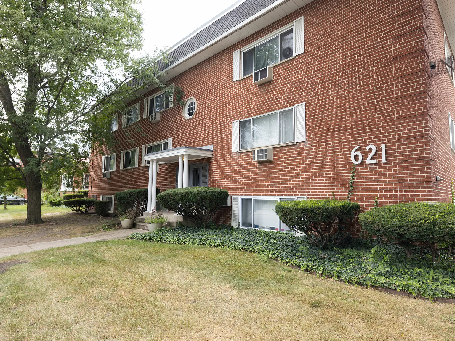1 bed, 600 sqft, $1,400 — Photo 1