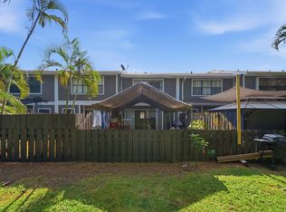 799 Hill Dr E, West Palm Beach, FL 33415