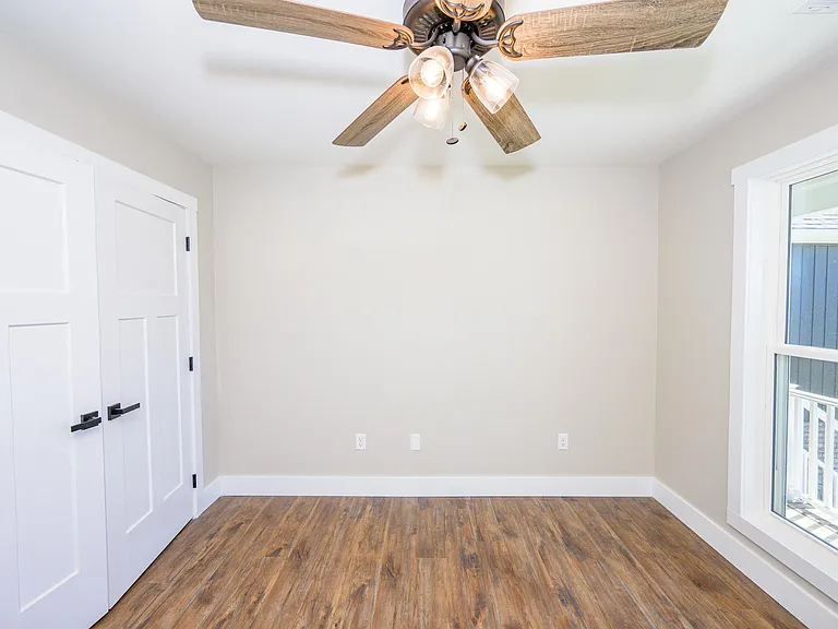 299 Hampton Rd — Photo 44