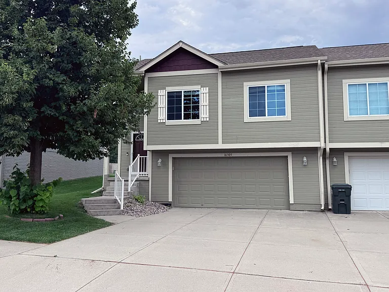 16305 Browne St — Photo 1