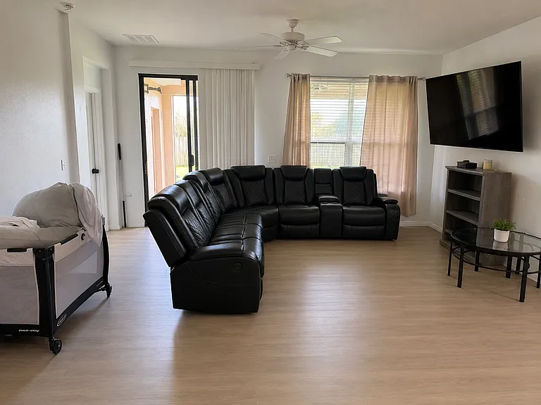 2100 Laparelle Dr — Photo 3