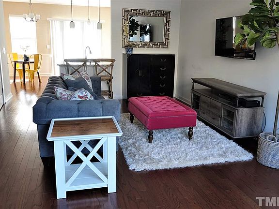 5th image of 7805 Lillyhurst Dr