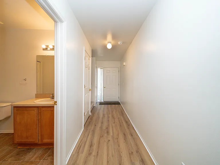 223 Tucker St — Photo 10