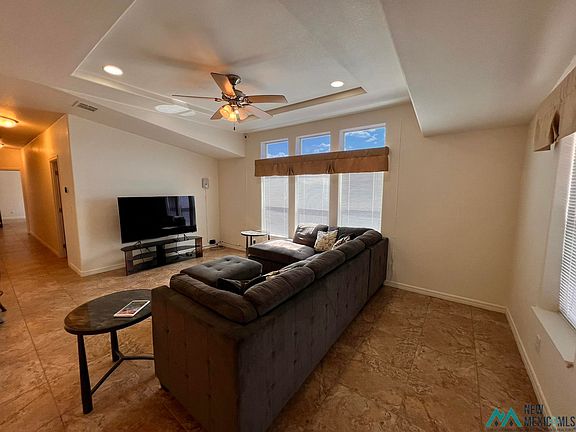 3rd image of 31 Mallard Dr