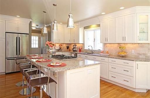 2nd image of 43 Essex St #1
