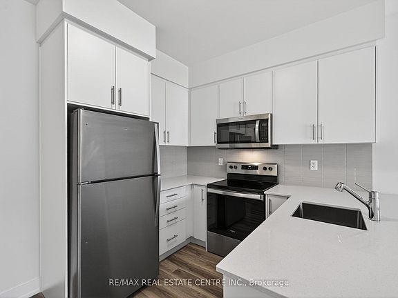 2nd image of 1100 Lackner Pl #114