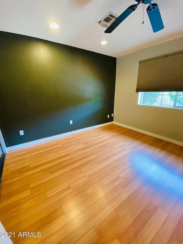 2 bed, 1.0 bath, 797 sqft, $1,795 — Photo 4
