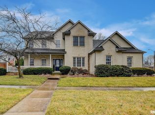 4516 Greenbriar Dr, Springfield, IL 62711