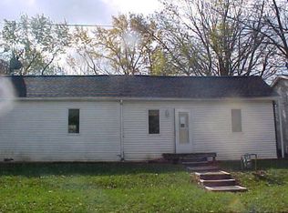 1005 Race St, Wapakoneta, OH 45895