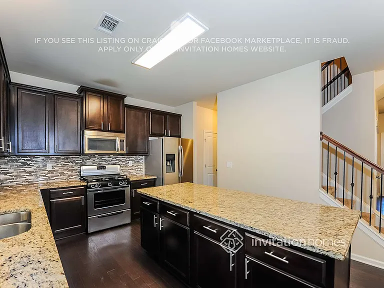 208 Manous Way — Photo 4