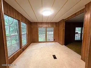 3 bed, 2.0 bath, 1664 sqft, $1,550 — Photo 2