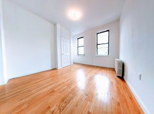 184 1st Ave #1A, New York, NY 10009