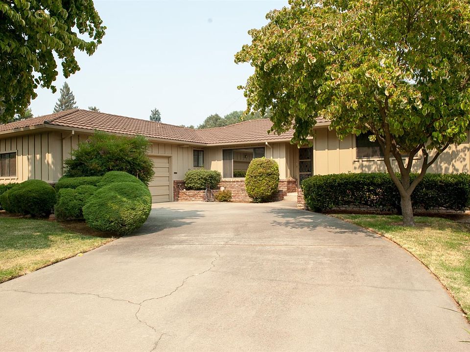 1st image of 6411 Lake Park Dr