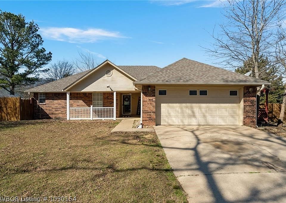 1st image of 201 Deertail Dr