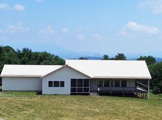 443 Hilltop Rd, Pearisburg, VA 24134