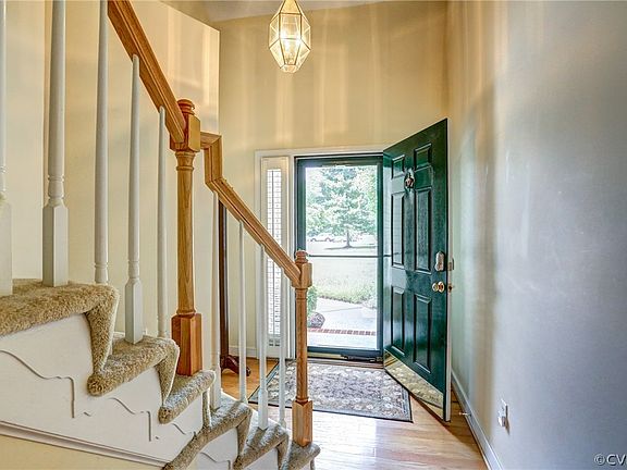 4th image of 2232 Waters Mill Cir