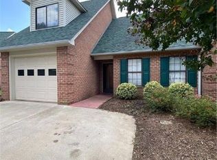 1632 20th Avenue Ct NE, Hickory, NC 28601