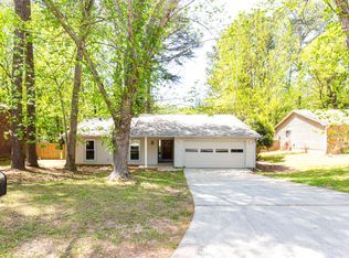 8249 Park Ridge Dr, Riverdale, GA 30274