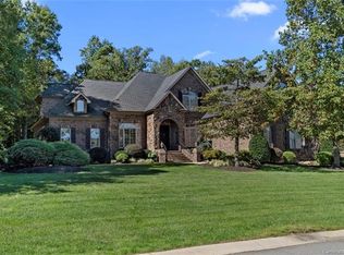 422 Langston Place Dr, Fort Mill, SC 29708