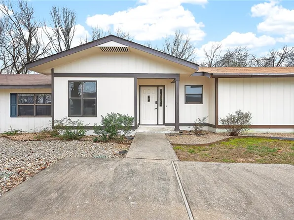 18 Eleanor Ln, Bella Vista, AR 72714