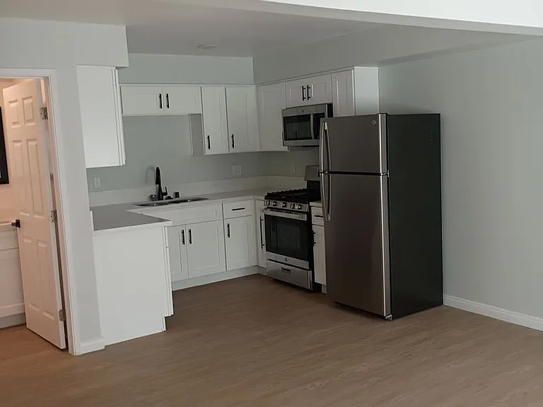 5302 Colodny Ave — Photo 15