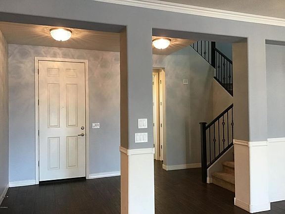 2nd image of 861 E Tonto Pl
