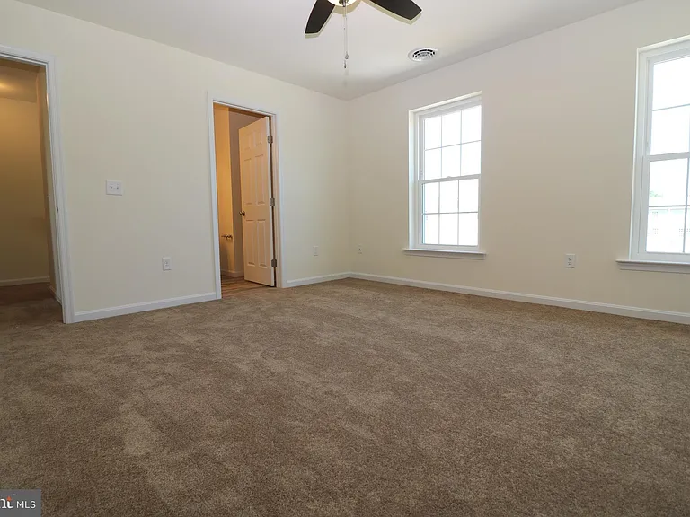 72 Filbert Dr — Photo 17