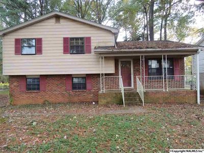 801 Ashley Dr SW, Decatur, AL, 35601