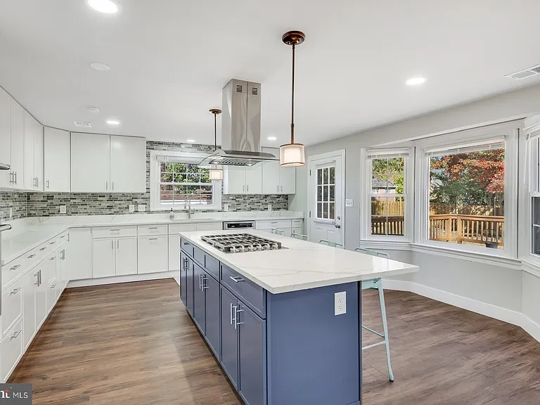 3809 Keith Ave — Photo 4