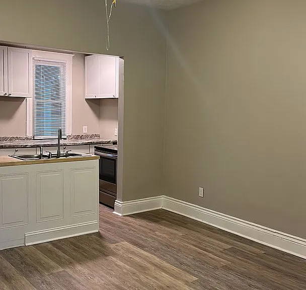 432 Chestnut St — Photo 7
