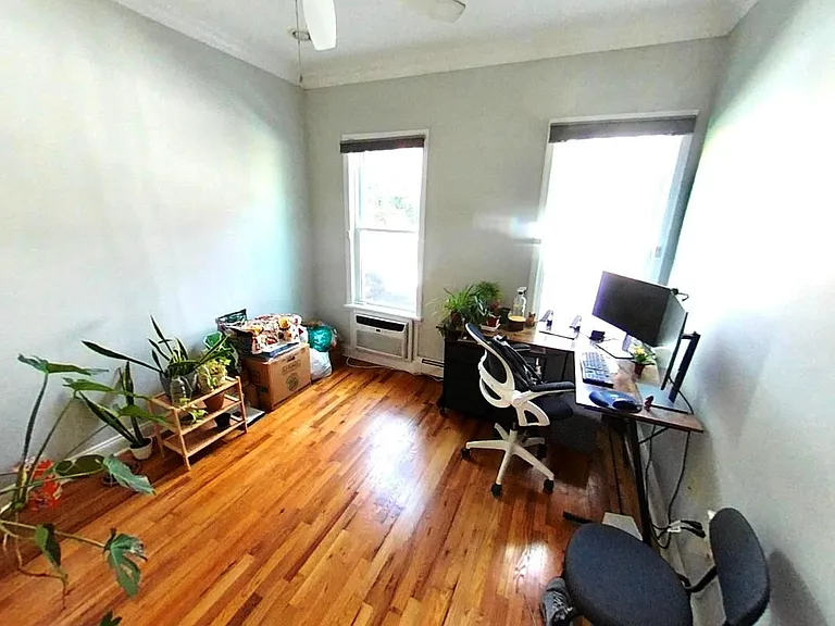 405 2nd St #1R — Photo 10