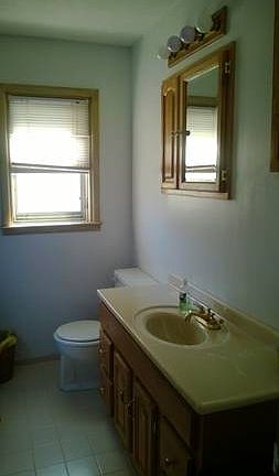 Main floor Bathroom