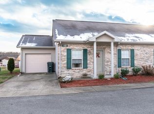 150 Lakewood Dr, Owensboro, KY 42301