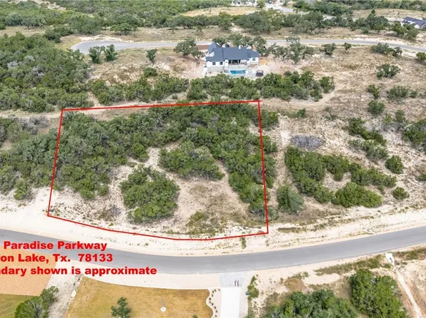 1622 Paradise Pkwy, Canyon Lake, TX 78133