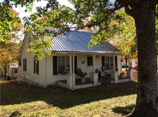 2453 Old Blacktop Rd, Mc Ewen, TN 37101